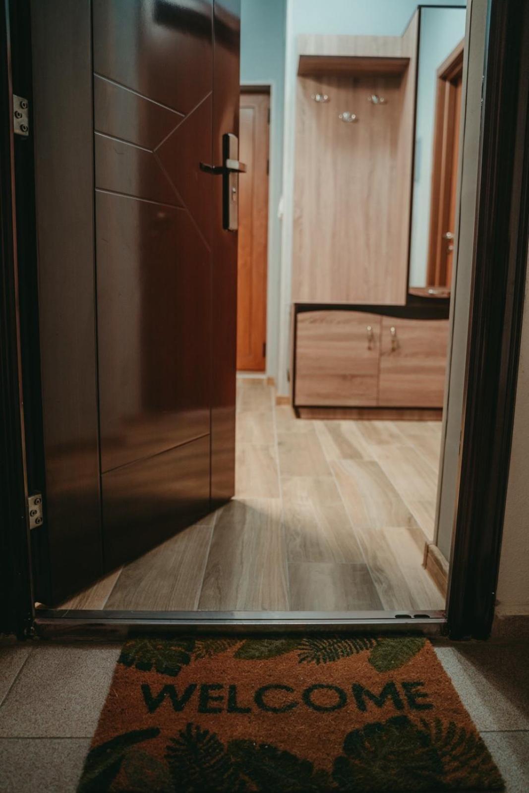 Tyulev Apartment 2 Varna Buitenkant foto